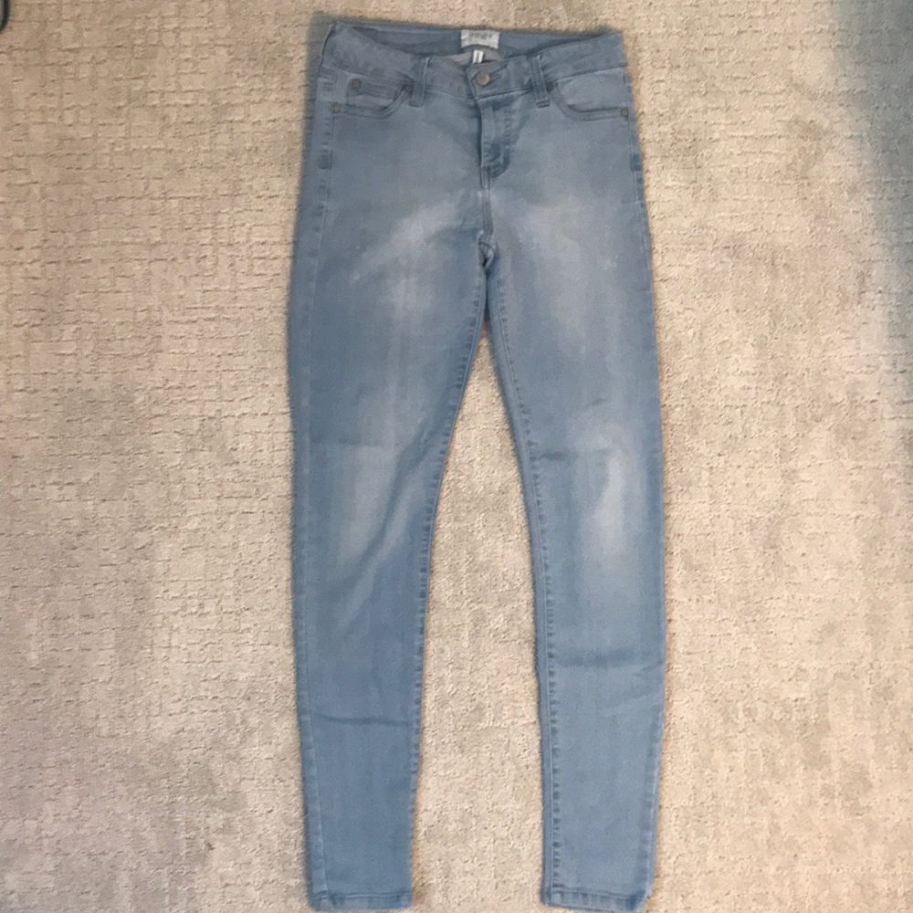 Super skinny jeans size 5/27